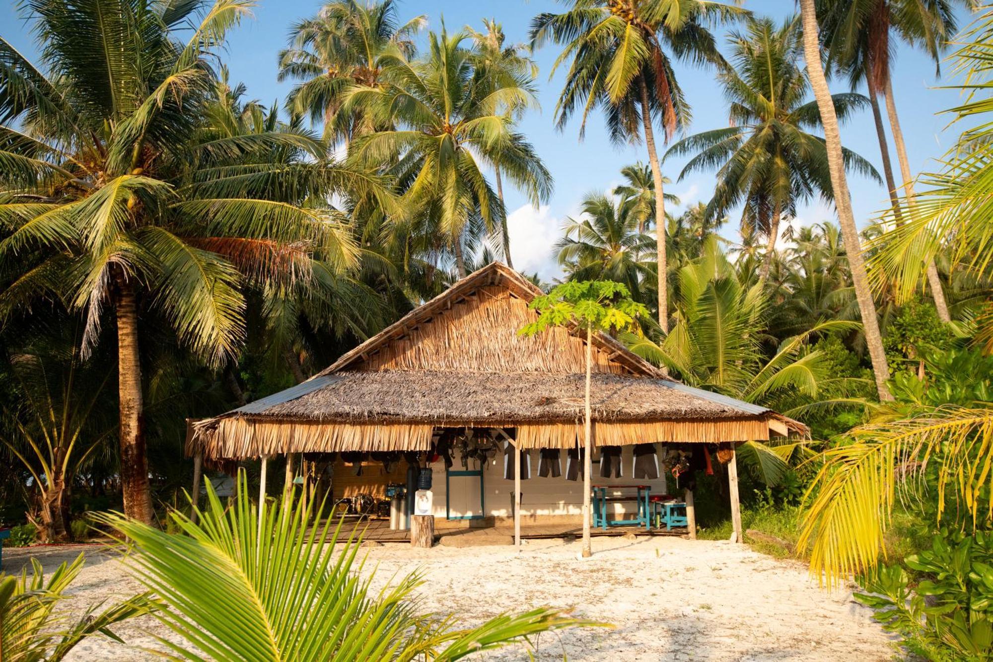 Hotel Tailana Island Pulau Banyak Alaban Zewnętrze zdjęcie